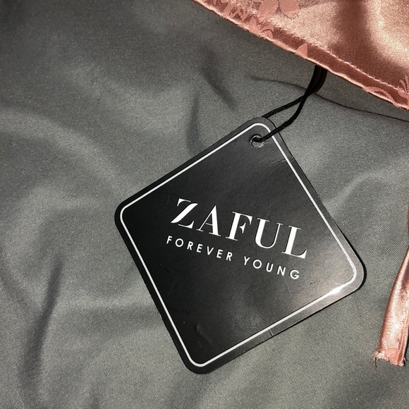 Zaful size small top - Picture 5 of 6